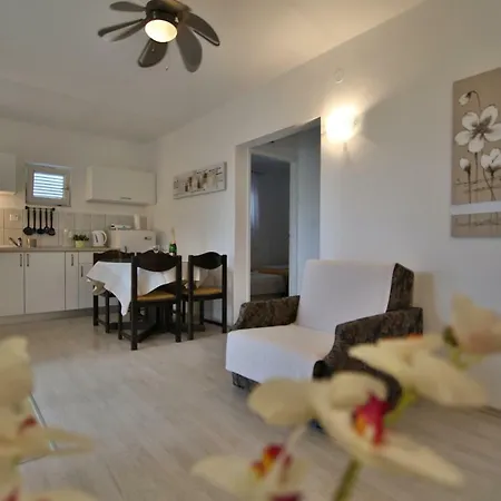 Apartamento Rosemary *